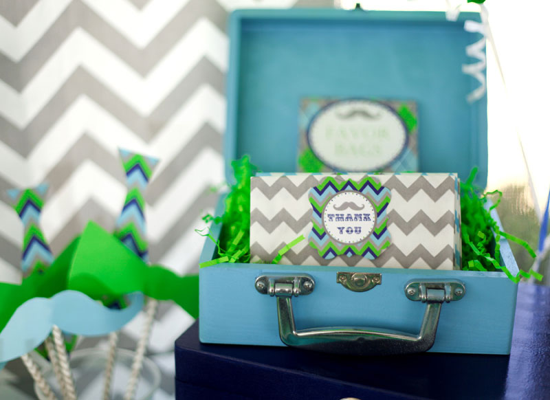 Blue-Streamer-Curly-Ribbon