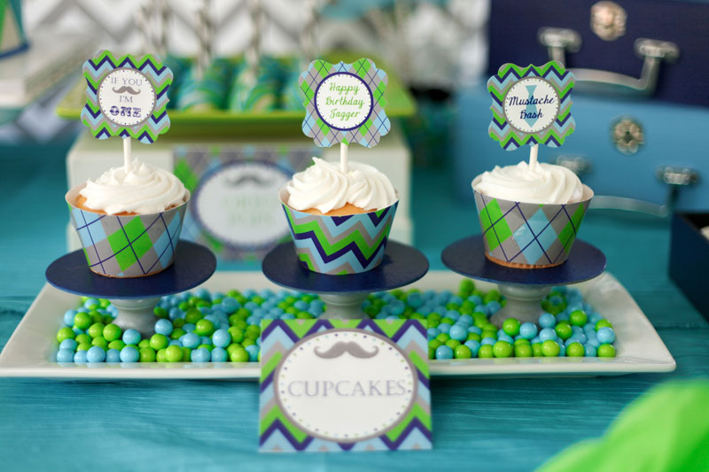 Cupcakes-Chevron-tags