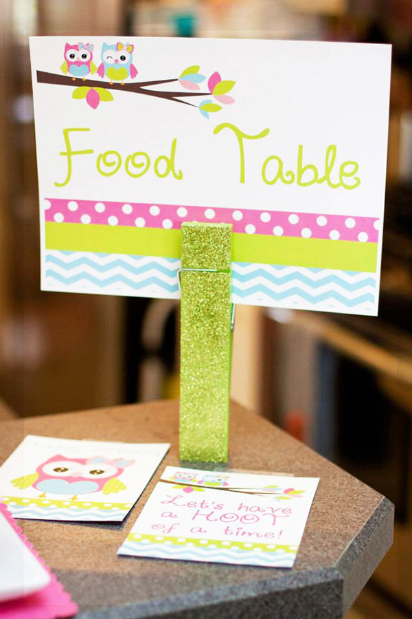 Food-Table-Sign