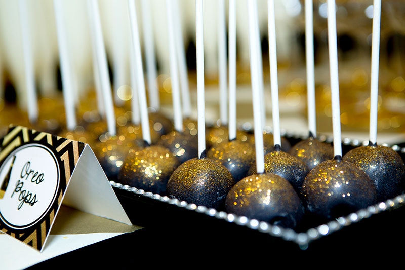 Gold-Glitter-Bridal-Shower