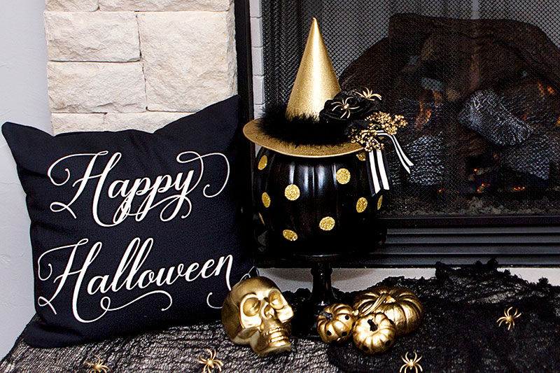 1-Halloween-Fireplace-Mantle