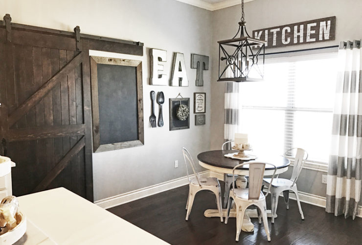 Dining Room Gallery Wall In A Farmhouse Dining Room