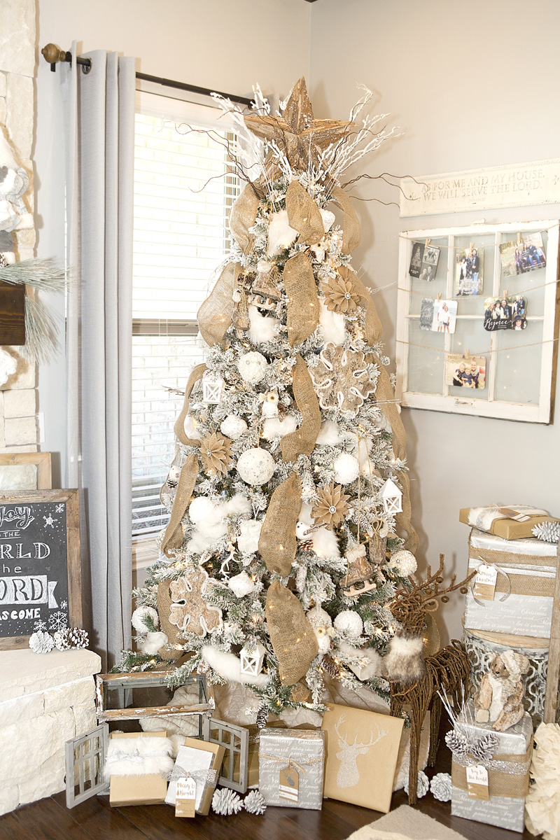 Rustic-Christmas-Tree-Farmh