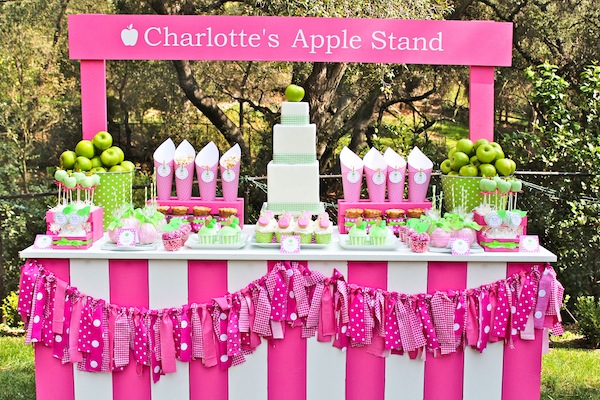 Apple-of-my-eye-themed-birthday-party-via-Karas-Party-Ideas-karaspartyideas.com-girl-party-idea-apple-pink-birthday-37