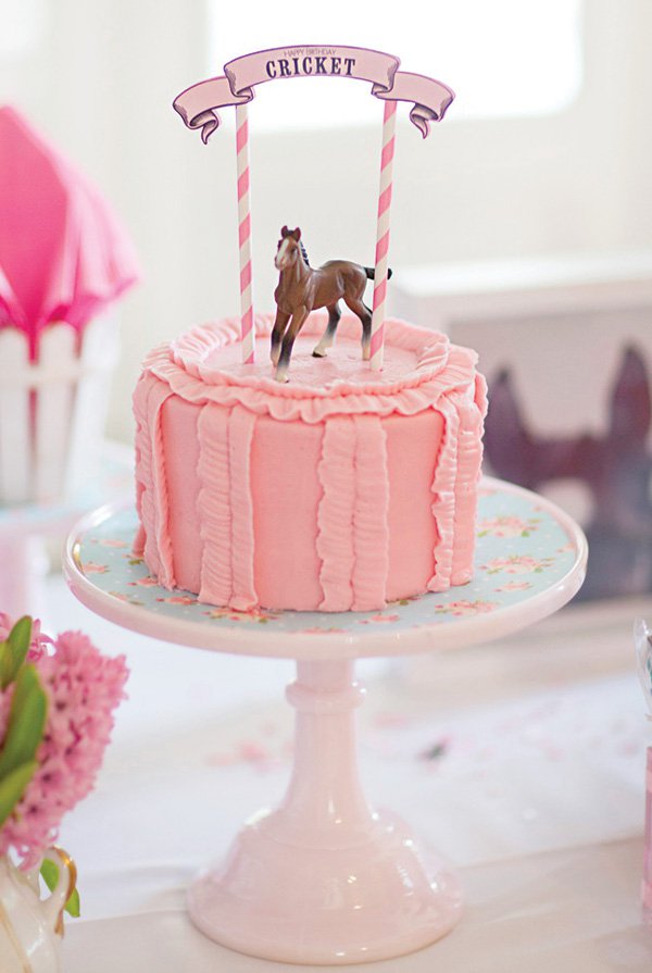 ruffled-pink-horse-cake