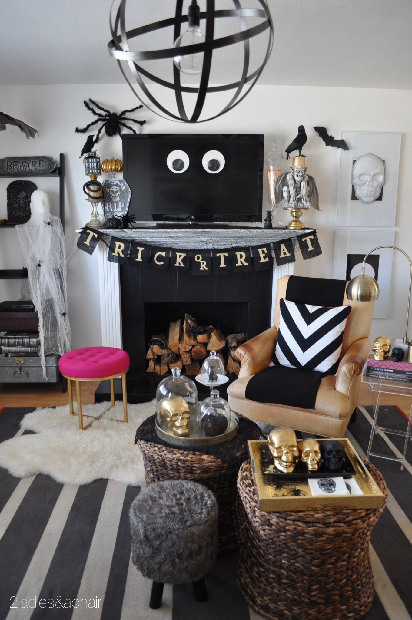How to decorate for Halloween